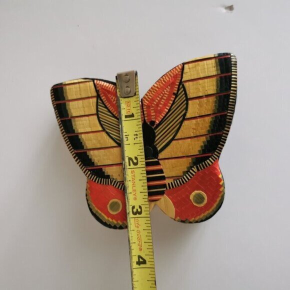 Butterfly Storage Box Inlaid Handwoven Straw Retro Jewelry Box Red Fabric Lined - Picture 11 of 11